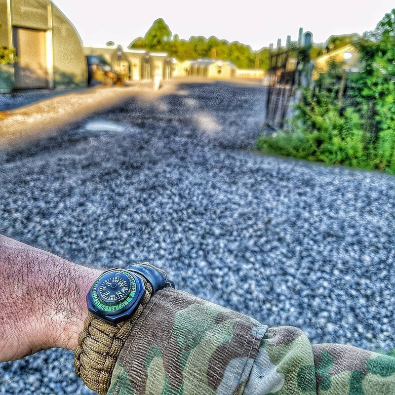 Load image into Gallery viewer, The Escape Evade Pathfinder: Military & Tactical Strap w/ SERE kit, Compass, Kevlar Saw, Cuff Key.