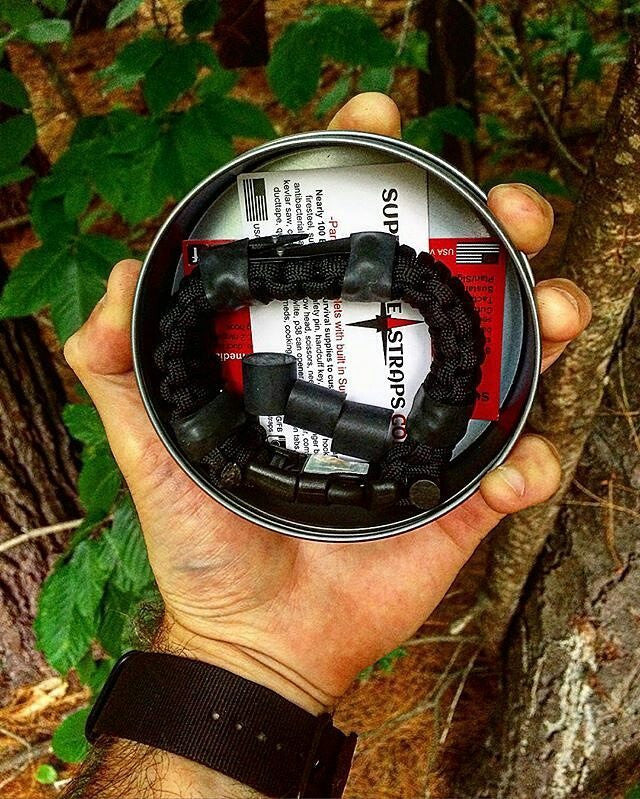 Load image into Gallery viewer, SERE Sidekick- Tactical Survival Paracord Bracelet to Evade, Resist & Escape.