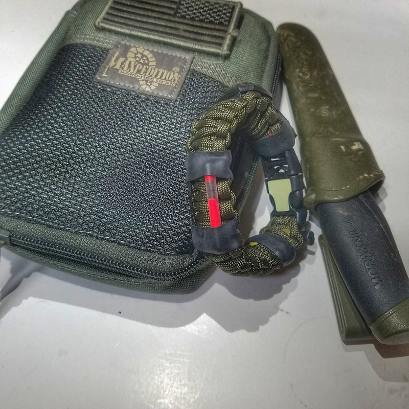 Load image into Gallery viewer, The Escape Evade Pathfinder: Military & Tactical Strap w/ SERE kit, Compass, Kevlar Saw, Cuff Key.