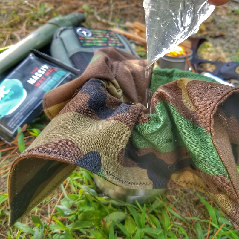 Load image into Gallery viewer, Filter Bandana - Water Pre-Filtration and Air-Contaminant Face Barrier.