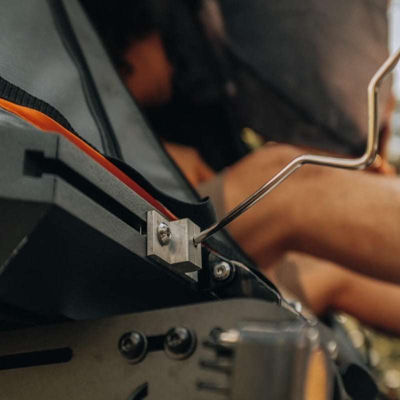 Load image into Gallery viewer, Outdoorsman XL -Aluminum Clam Shell Roof Top Tent