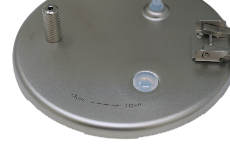 Load image into Gallery viewer, Valtcan 1800ml Titanium Pressure Pot Perfect Rice. Any Flame. Any Altitude. 35 kPa Locking Lid · Rice in 20 Minutes · 1.3 lbs