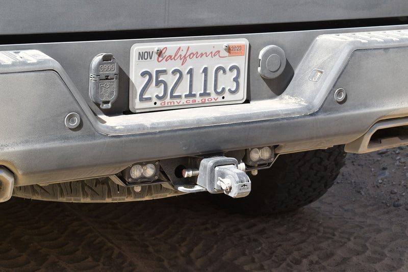 Load image into Gallery viewer, 2019+ Silverado/Sierra 1500 Rear Facing Light Mount