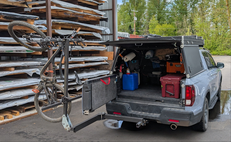 Load image into Gallery viewer, Boss Swingout and 6 bike rack System