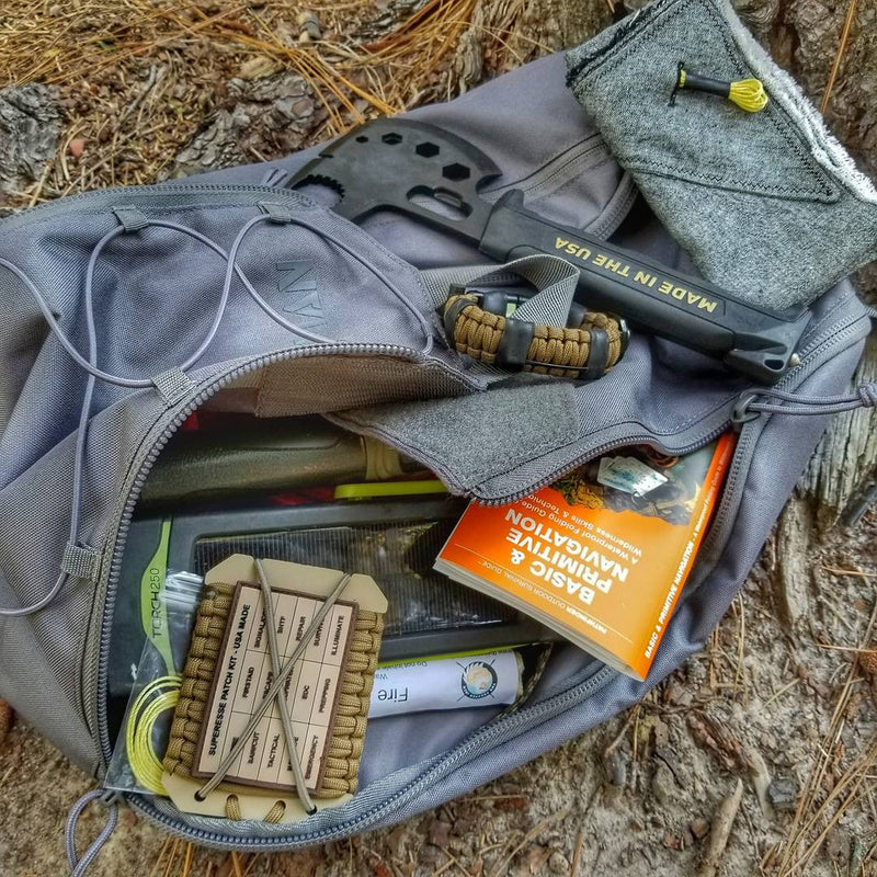 Load image into Gallery viewer, Saw Shemagh: Firestarter sewn button, built-in Kevlar Utility Saw, Fire Tinder border.