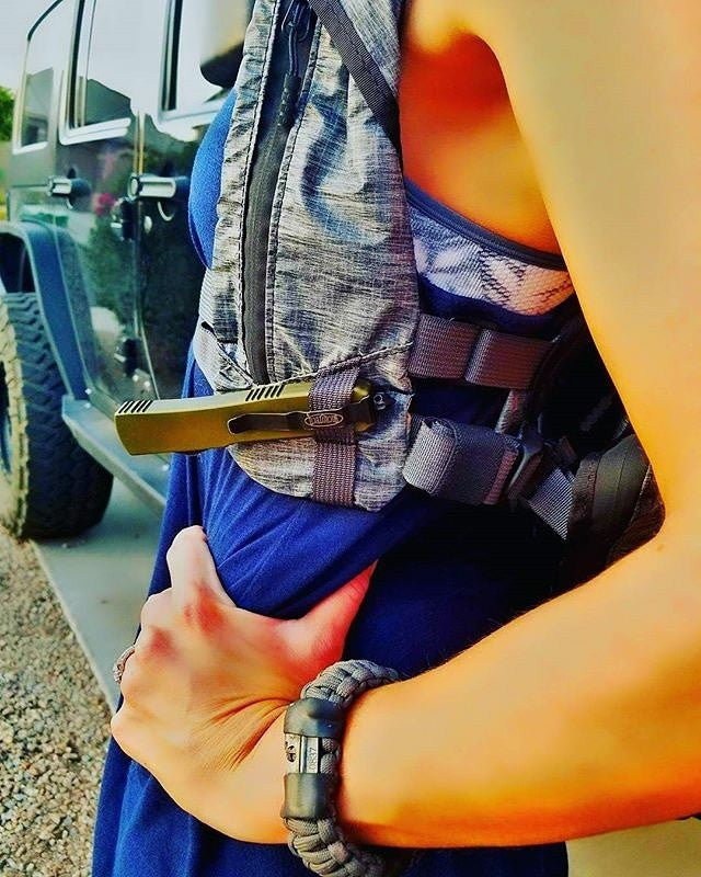 Load image into Gallery viewer, Scout Slimline: Minimalist's Paracord Bracelet for Survival Essentials - Fire, Cut, Shelter, Signal