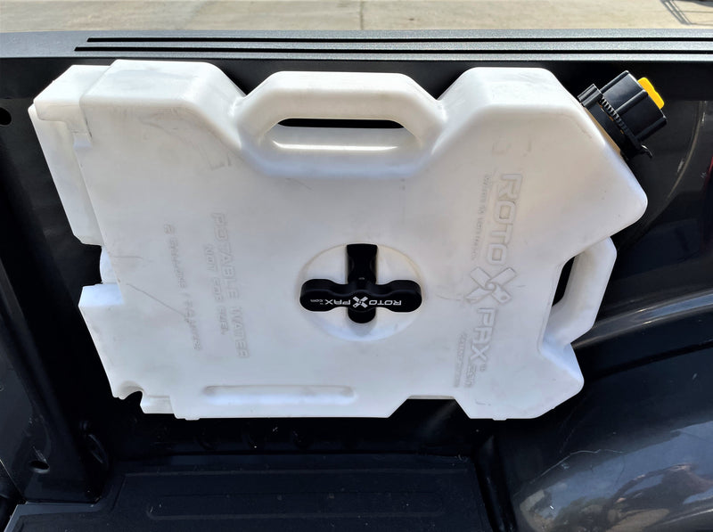 Load image into Gallery viewer, Rotopax Standoff