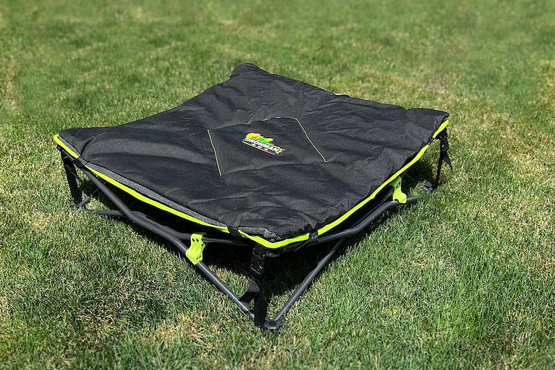 Load image into Gallery viewer, Ironman 4x4 QUICK FOLD DOG BED WITH PADDED MAT