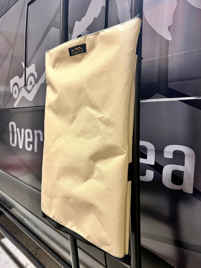 Load image into Gallery viewer, INEOS Grenadier Ladder Trash Bag - 24 inch