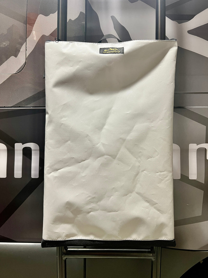 Load image into Gallery viewer, Ladder Trash Bag - 24 inch