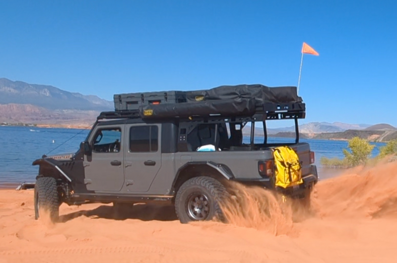 Load image into Gallery viewer, Tailgate Trash Bag Gladiator - Tacoma - Ram - Rivian -QuarterMaster