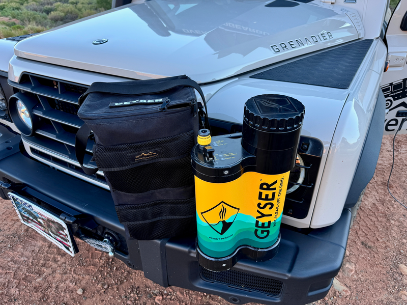 Load image into Gallery viewer, Geyser Systems Shower Carry Bag