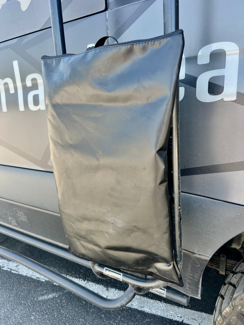 Load image into Gallery viewer, INEOS Grenadier Ladder Trash Bag - 24 inch