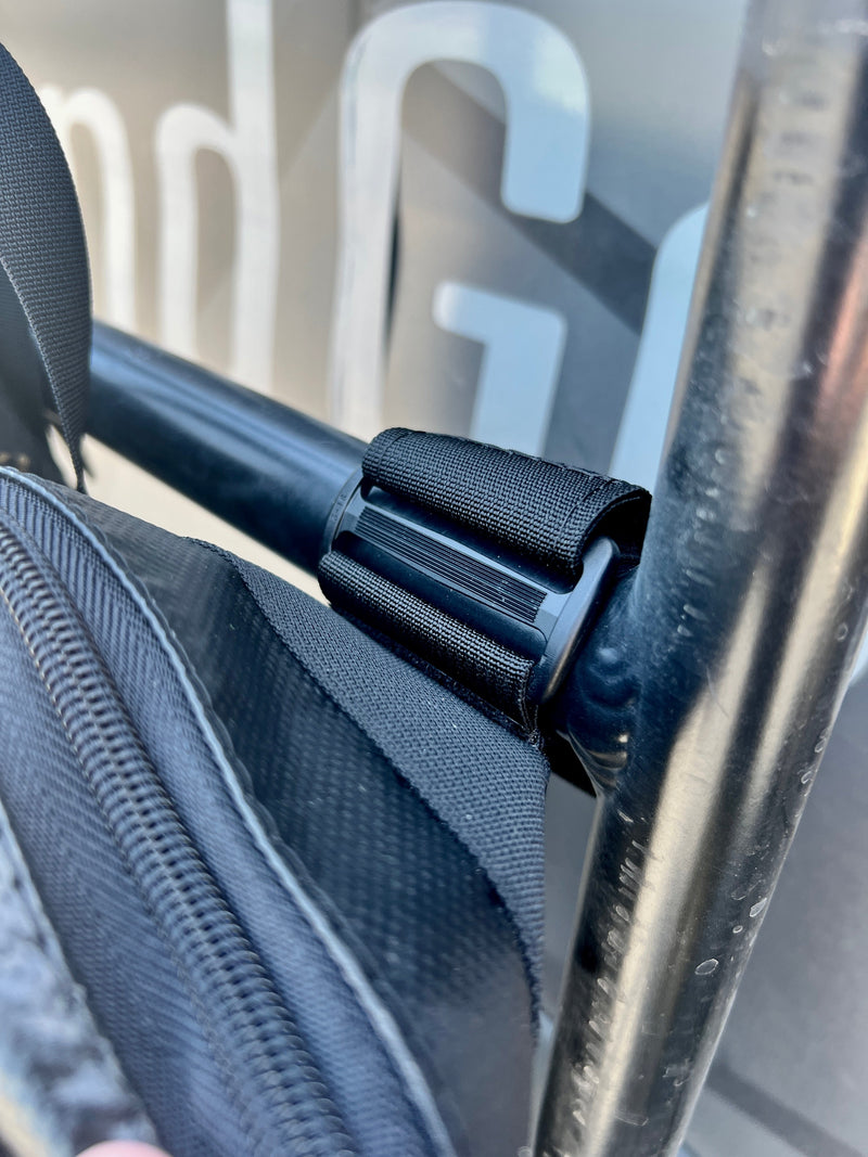 Load image into Gallery viewer, INEOS Grenadier Ladder Trash Bag - 24 inch