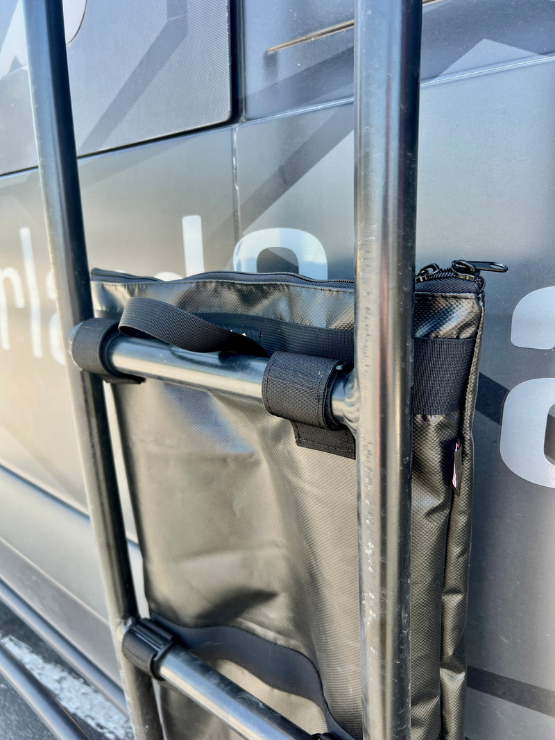 Load image into Gallery viewer, INEOS Grenadier Ladder Trash Bag - 24 inch