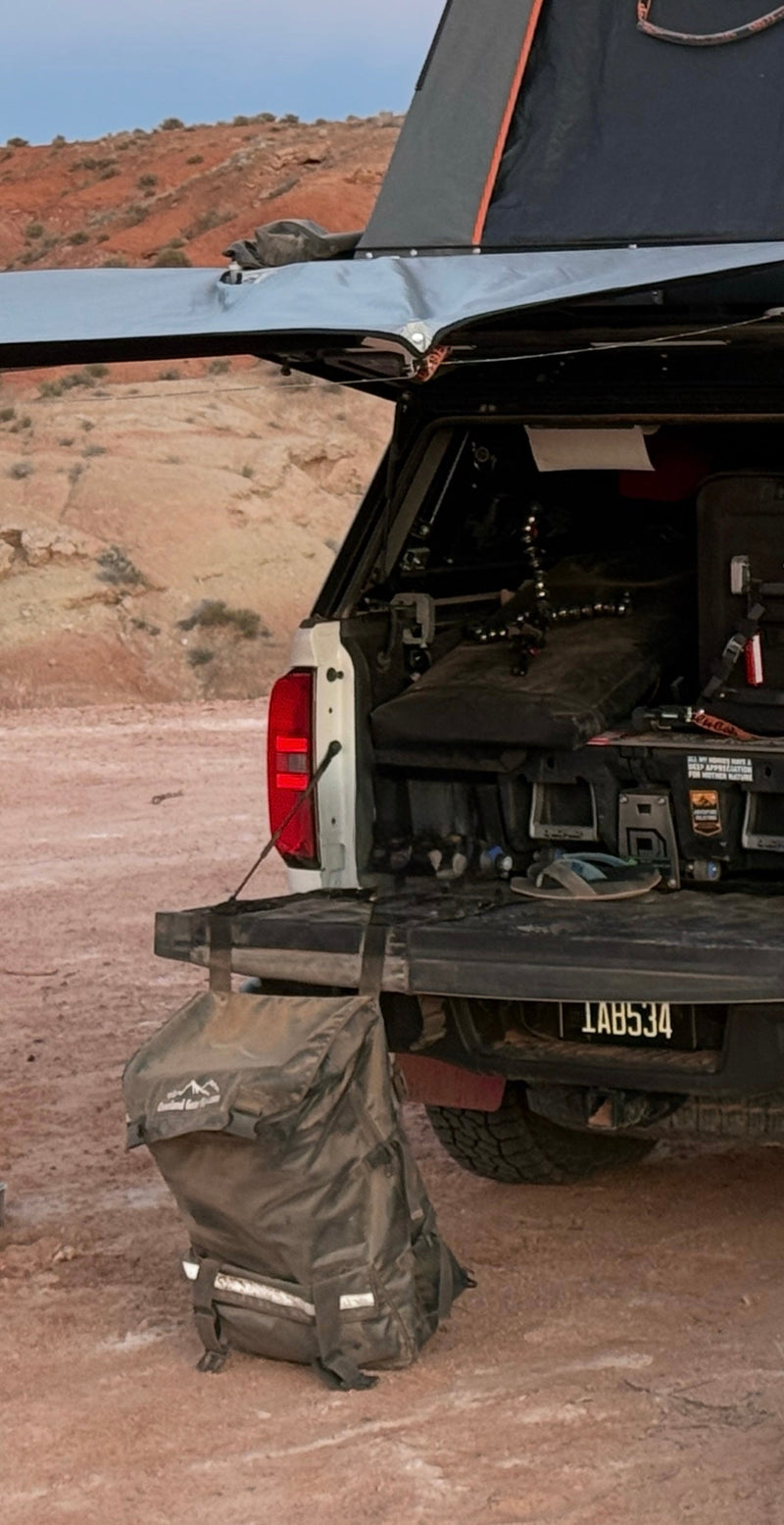 Load image into Gallery viewer, Tailgate Trash Bag Gladiator - Tacoma - Ram - Rivian -QuarterMaster