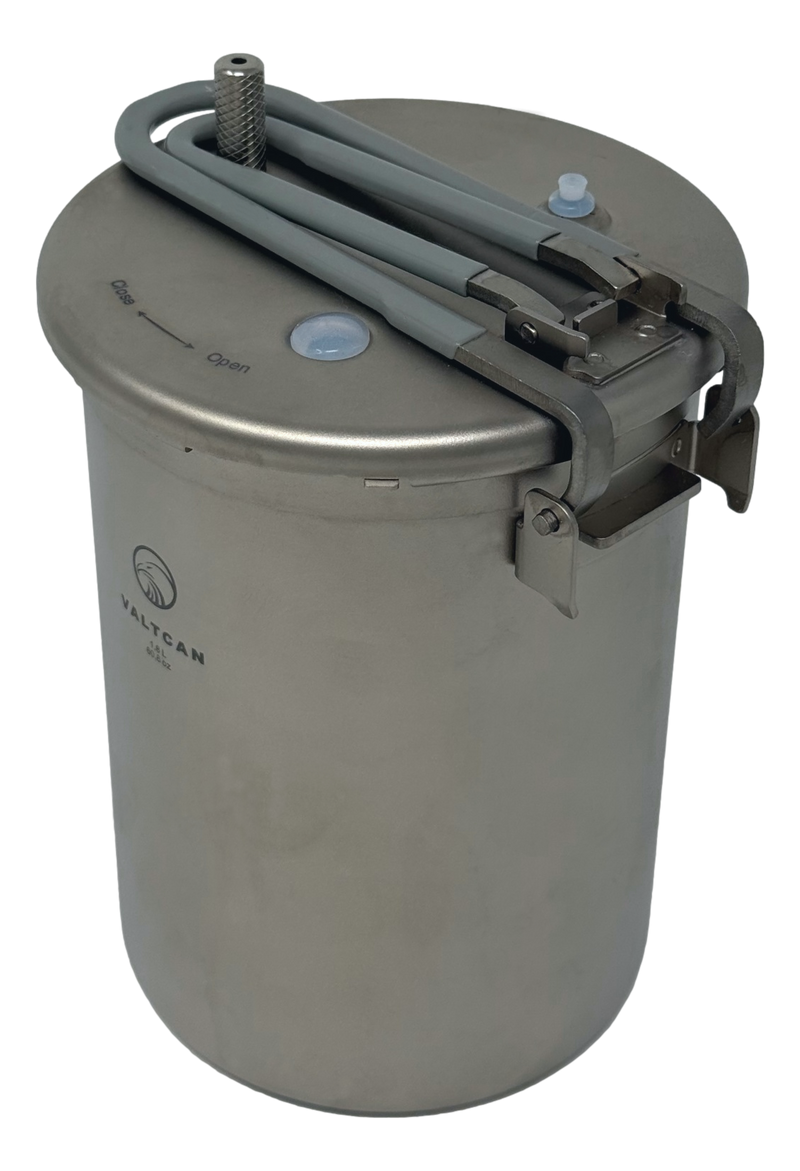 Load image into Gallery viewer, Valtcan 1800ml Titanium Pressure Pot Perfect Rice. Any Flame. Any Altitude. 35 kPa Locking Lid · Rice in 20 Minutes · 1.3 lbs