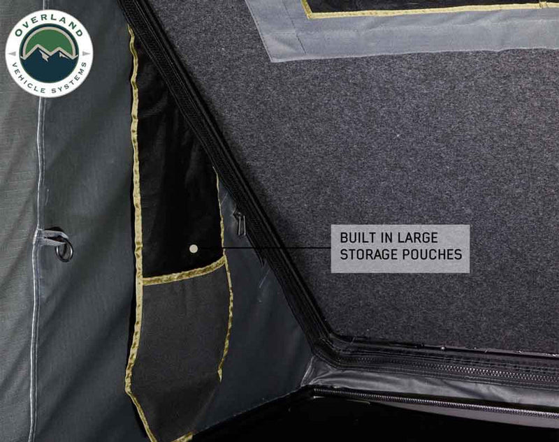 Load image into Gallery viewer, HD Mamba Clam Shell Aluminum Hard Shell Roof Top Tent, Grey Body & Green Trim