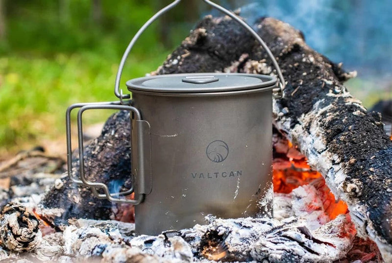 Load image into Gallery viewer, Valtcan 900ml Titanium Pot Boil, Cook & Drink From One Pot · 134g · Nests Your Nalgene