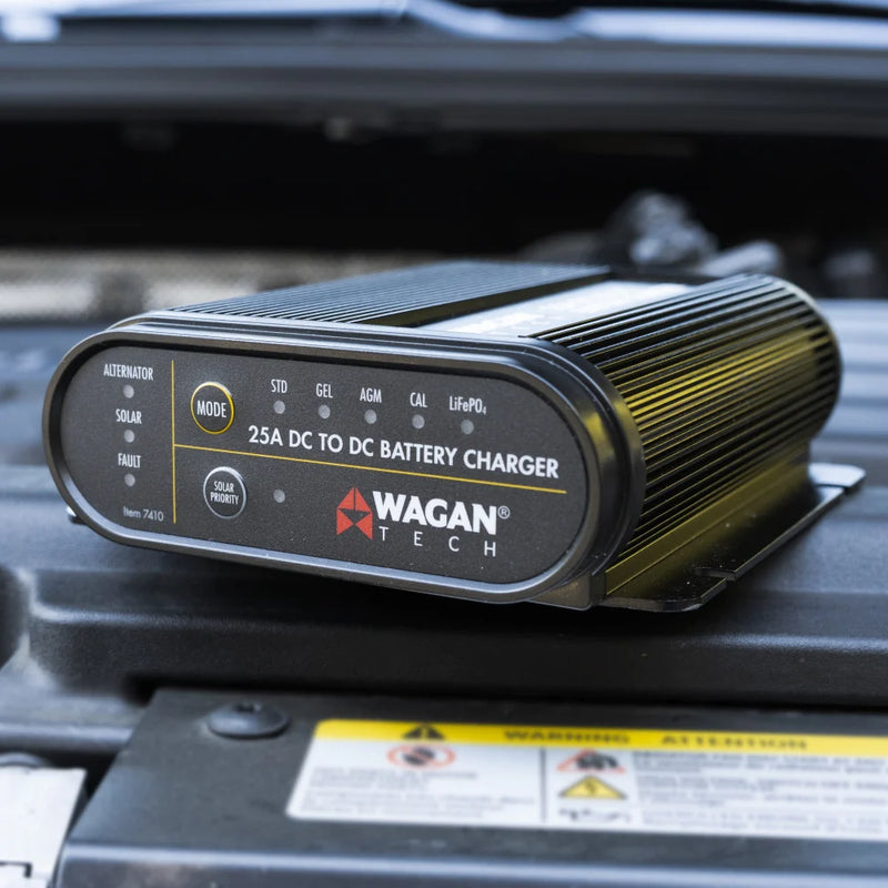 Load image into Gallery viewer, Wagan 25A DC to DC Battery Charger