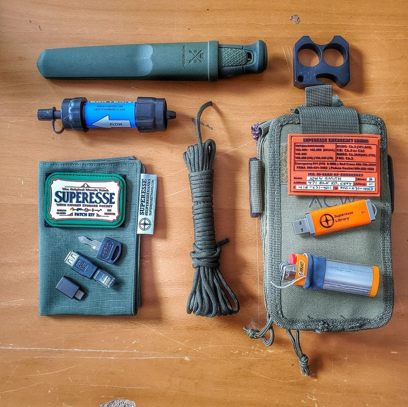 Load image into Gallery viewer, Storage Pocket Patch:  &quot;Altoids&quot; The Original Morale Patch by Superesse with Covert Storage Pocket
