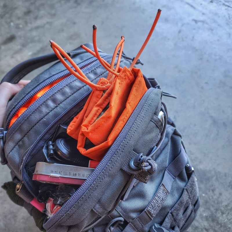 Load image into Gallery viewer, Woobie Hank: Insulated with USGI poncho-liner, serves as a large rag, knee pad, and adventure companion tool.
