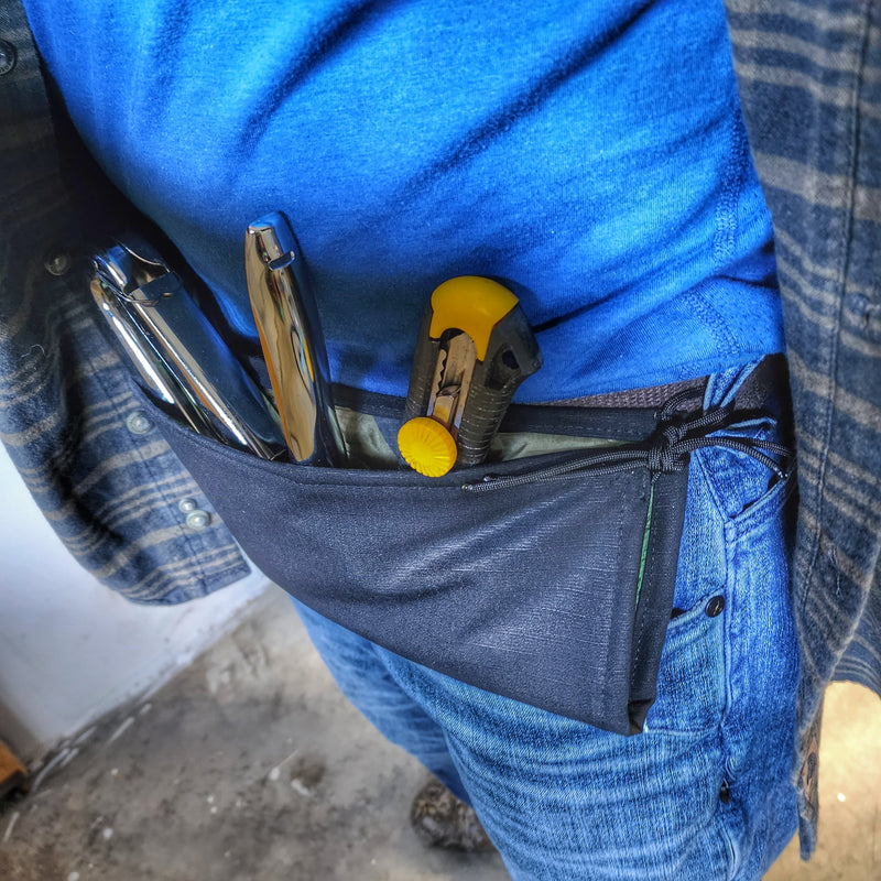 Load image into Gallery viewer, Woobie Hank: Insulated with USGI poncho-liner, serves as a large rag, knee pad, and adventure companion tool.
