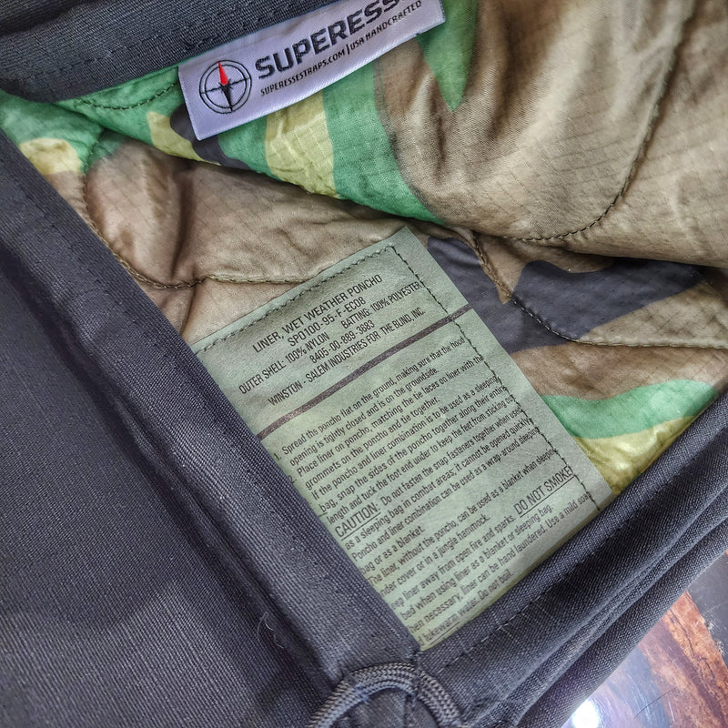 Load image into Gallery viewer, Woobie Hank: Insulated with USGI poncho-liner, serves as a large rag, knee pad, and adventure companion tool.
