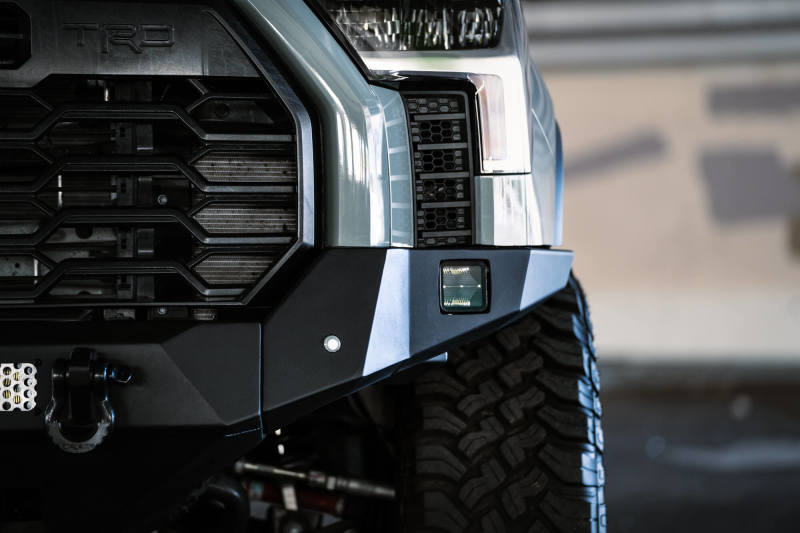 Load image into Gallery viewer, DV8 Offroad 22-23 Toyota Tundra MTO Series Front Bumper
