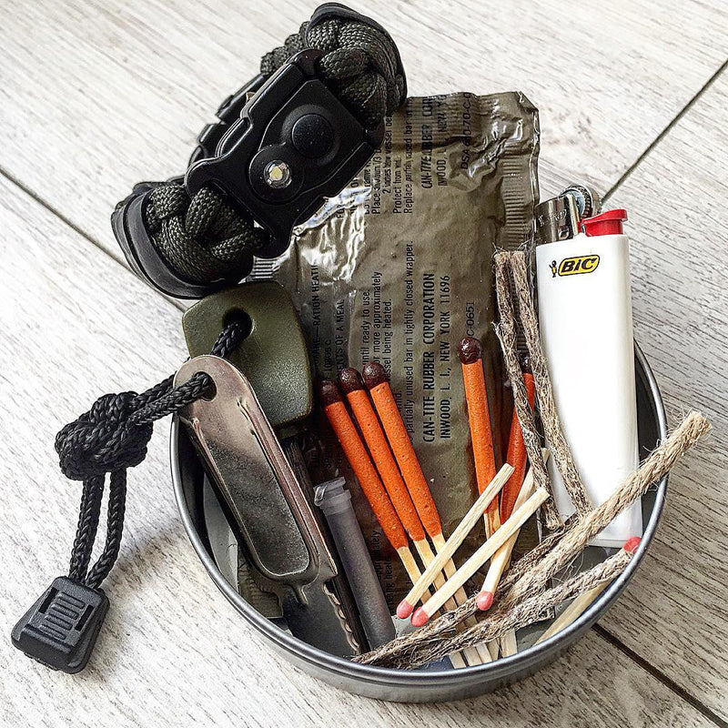 Load image into Gallery viewer, EDC Prepper - Paracord Bracelet Urban Tool Kit Equipped w/ LED Light, fire starter, blade, compass.
