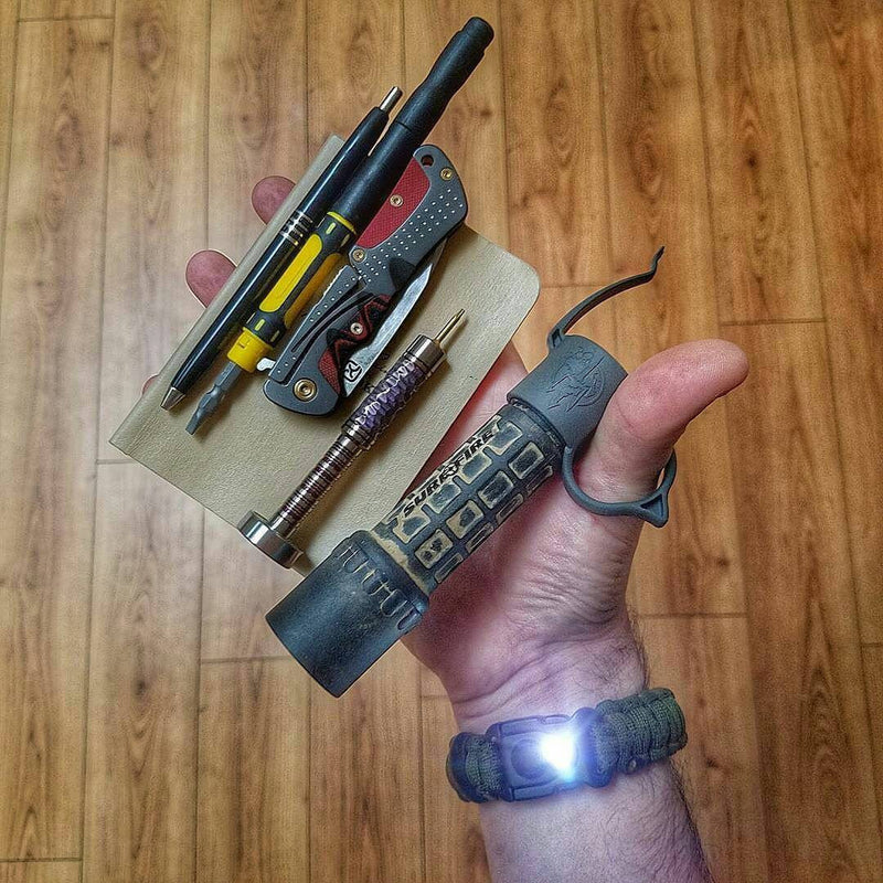 Load image into Gallery viewer, EDC Prepper - Paracord Bracelet Urban Tool Kit Equipped w/ LED Light, fire starter, blade, compass.

