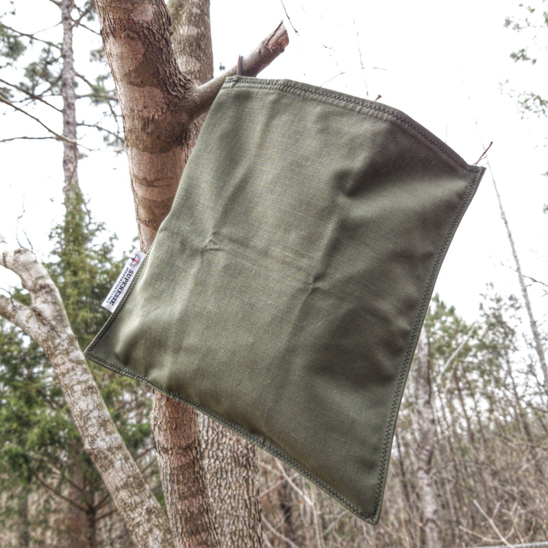 Load image into Gallery viewer, EDC Hank - Pocket Dump Storage Compartment Handkerchief.
