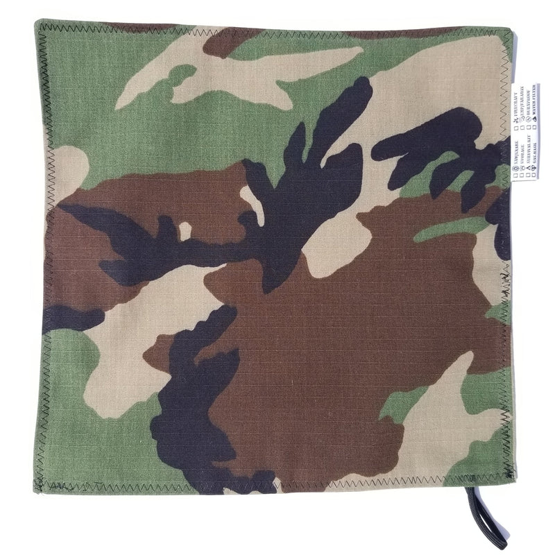 Load image into Gallery viewer, EDC Hank - Pocket Dump Storage Compartment Handkerchief.
