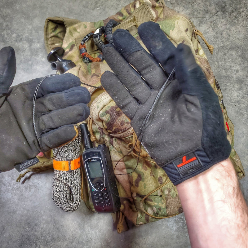 Load image into Gallery viewer, Kevlar Utility Thread and Cord - Friction Saw, Snare Wire, Escape Tool.
