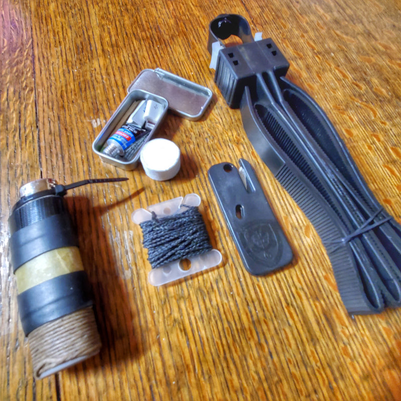 Load image into Gallery viewer, Kevlar Utility Thread and Cord - Friction Saw, Snare Wire, Escape Tool.
