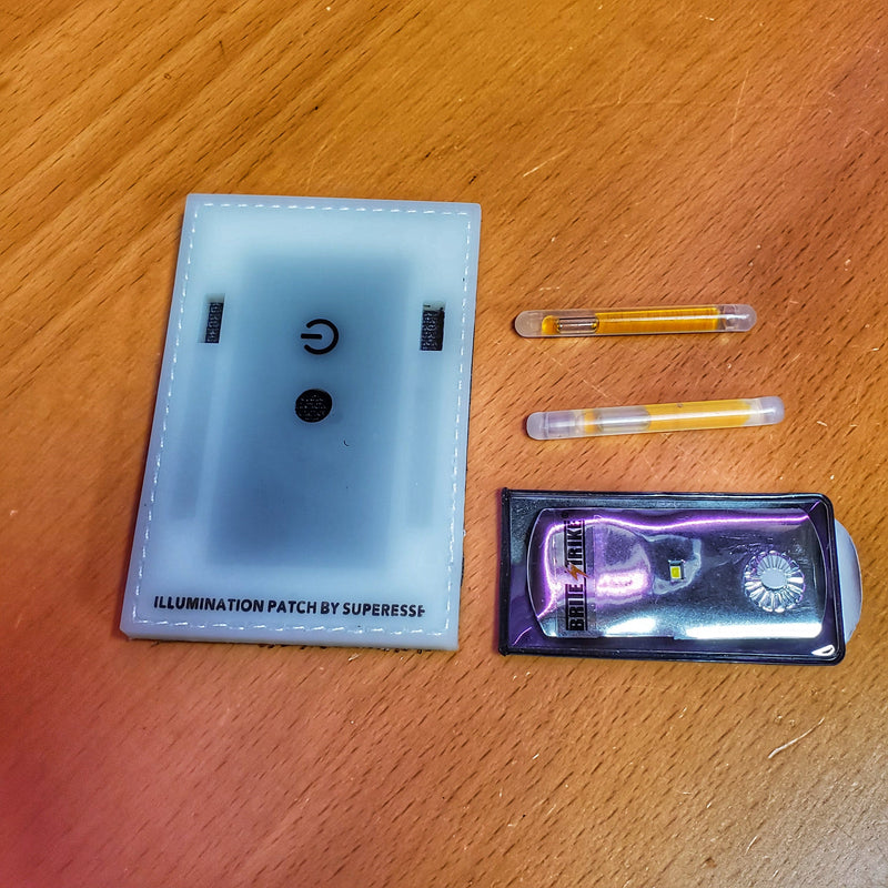 Load image into Gallery viewer, Illumination Patch Kit: Built-in Flashlight and Chemlight Morale Patch
