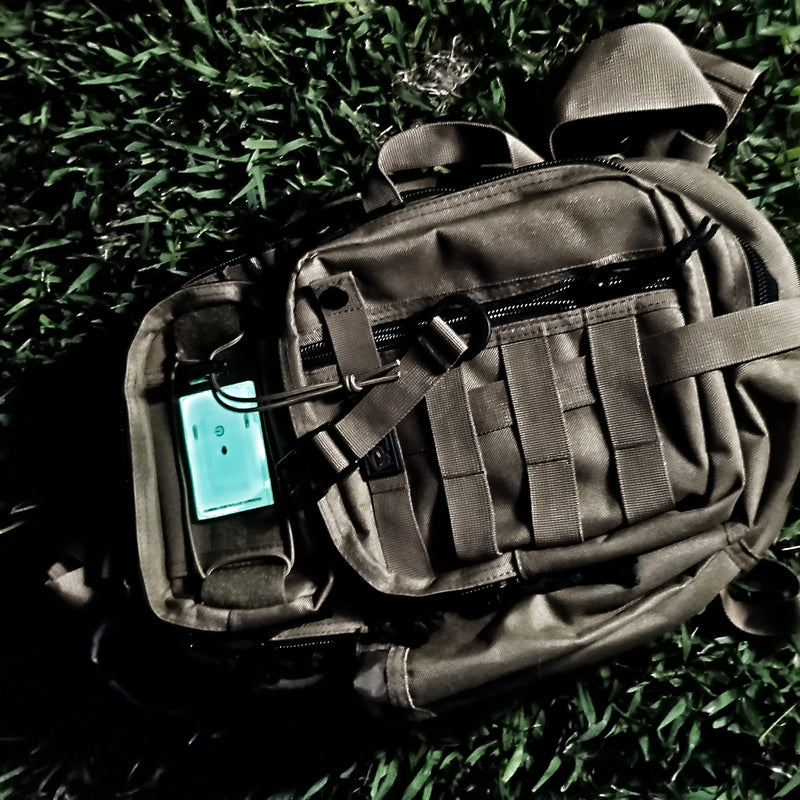 Load image into Gallery viewer, Illumination Patch Kit: Built-in Flashlight and Chemlight Morale Patch
