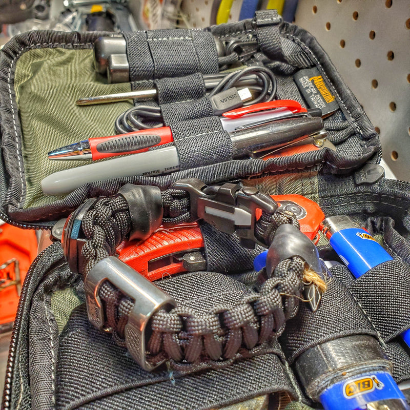 Load image into Gallery viewer, Expeditious Band - Quick Deploy SERE, Hunting, and EDC Survival Bracelet.
