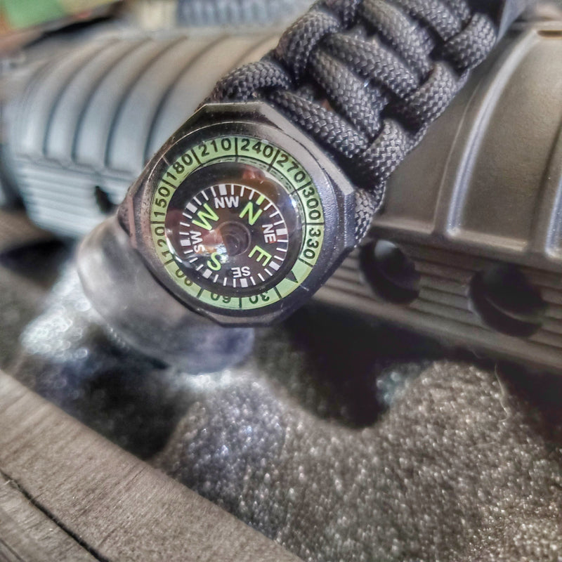 Load image into Gallery viewer, Expeditious Band - Quick Deploy SERE, Hunting, and EDC Survival Bracelet.
