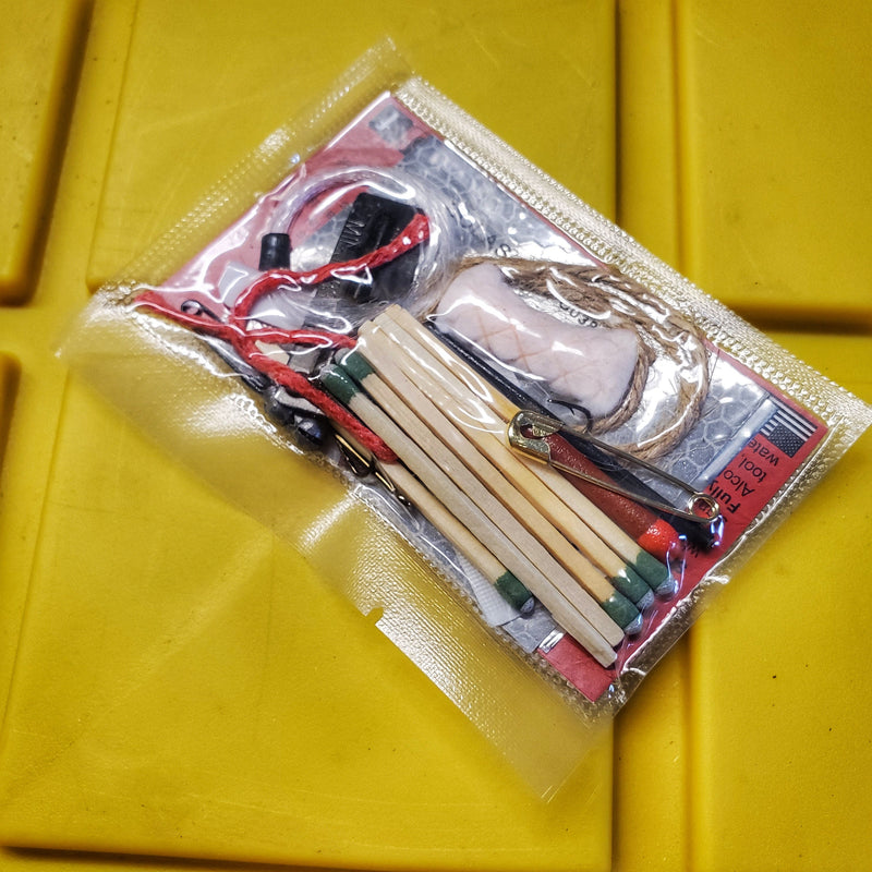 Load image into Gallery viewer, Shim Personal Survival Cards - Wallet Size Vacuum Sealed Survival Packets

