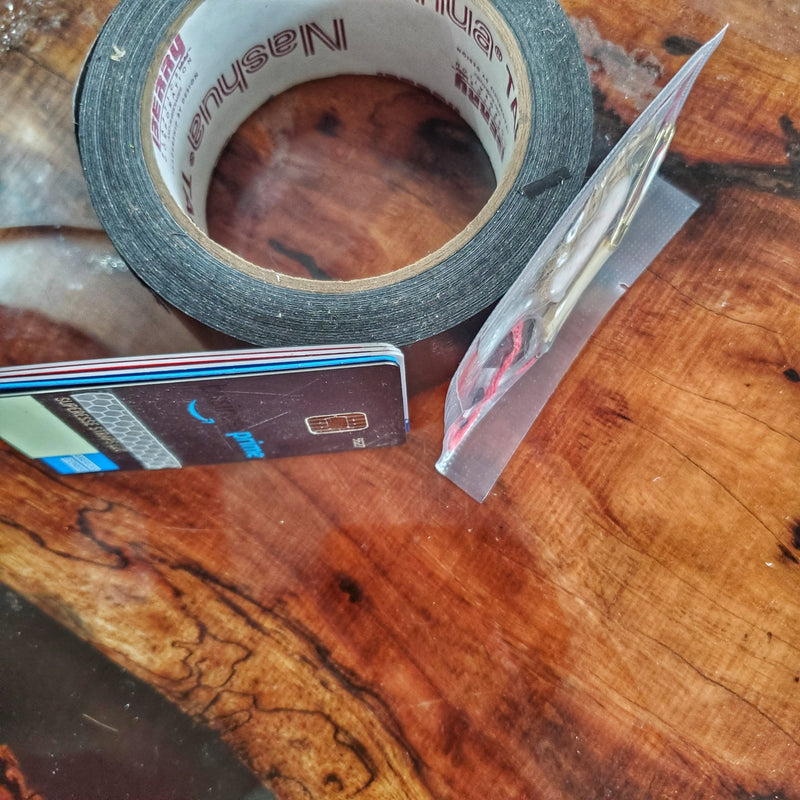 Load image into Gallery viewer, Shim Personal Survival Cards - Wallet Size Vacuum Sealed Survival Packets
