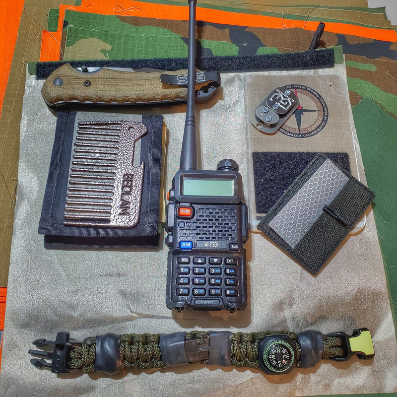 Load image into Gallery viewer, Expeditious Band - Quick Deploy SERE, Hunting, and EDC Survival Bracelet.
