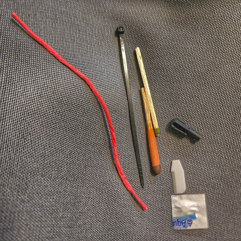 Load image into Gallery viewer, EDC Cache Markers - Hollow Sharpie with internal stash of survival supplies.
