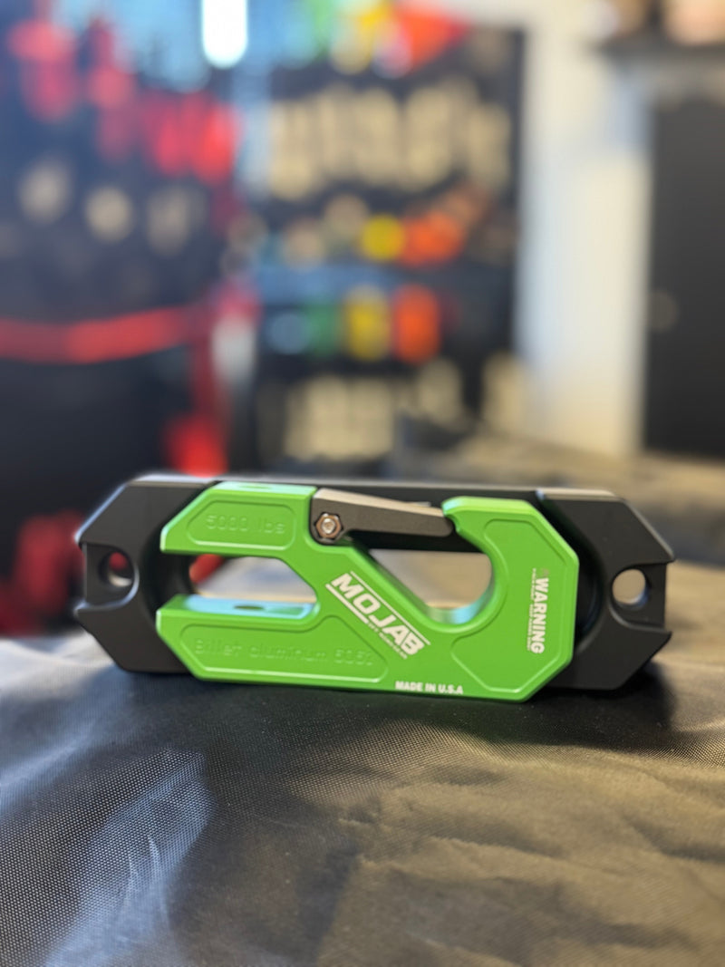 Load image into Gallery viewer, Side By Side / UTV Aluminum Recessed Winch Shackle with Fairlead Kit, closed latch (LIFE TIME WARRANTY*)
