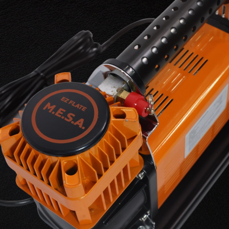 Load image into Gallery viewer, M.E.S.A. - 5.65 CFM Portable Air Compressor
