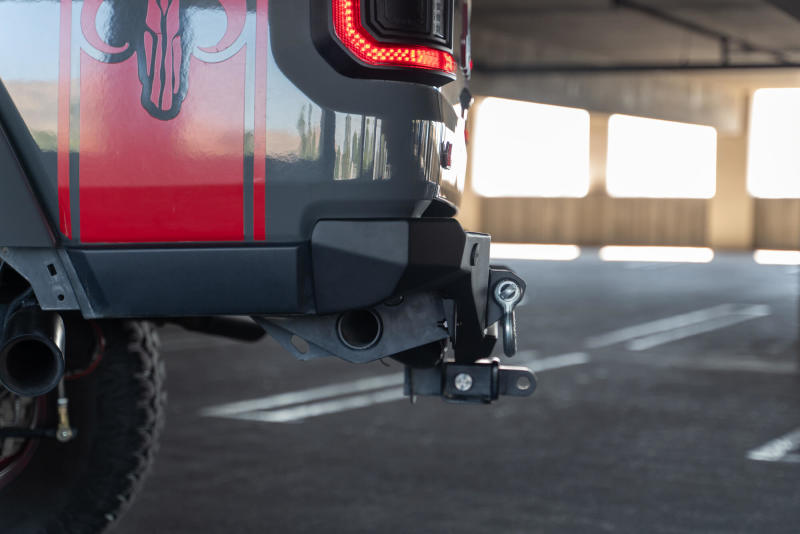 Load image into Gallery viewer, DV8 Offroad 20-23 Jeep Gladiator JT FS-15 Series Rear Bumper
