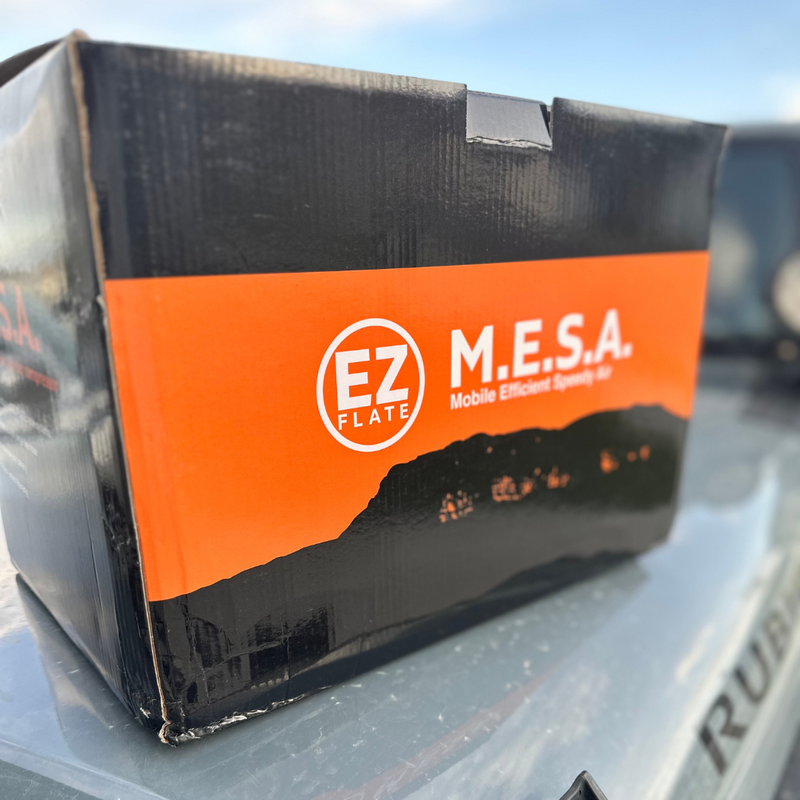 Load image into Gallery viewer, M.E.S.A. - 5.65 CFM Portable Air Compressor
