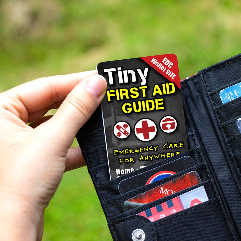 Load image into Gallery viewer, Tiny First Aid Guide
