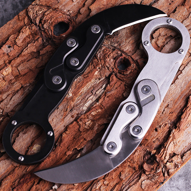 Load image into Gallery viewer, Mechanical Claw Knife Portable Outdoor Knife Camping Survival High Hardness Multi-Function All Steel Claw Folding Knife Outdoor Knife
