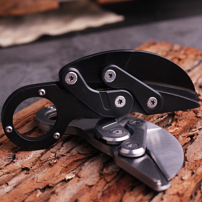 Load image into Gallery viewer, Mechanical Claw Knife Portable Outdoor Knife Camping Survival High Hardness Multi-Function All Steel Claw Folding Knife Outdoor Knife
